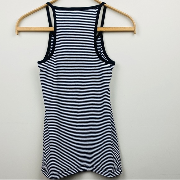 🍀[Old Navy] Fitted; Stretch Tank Top; Size Medium - Picture 4 of 7